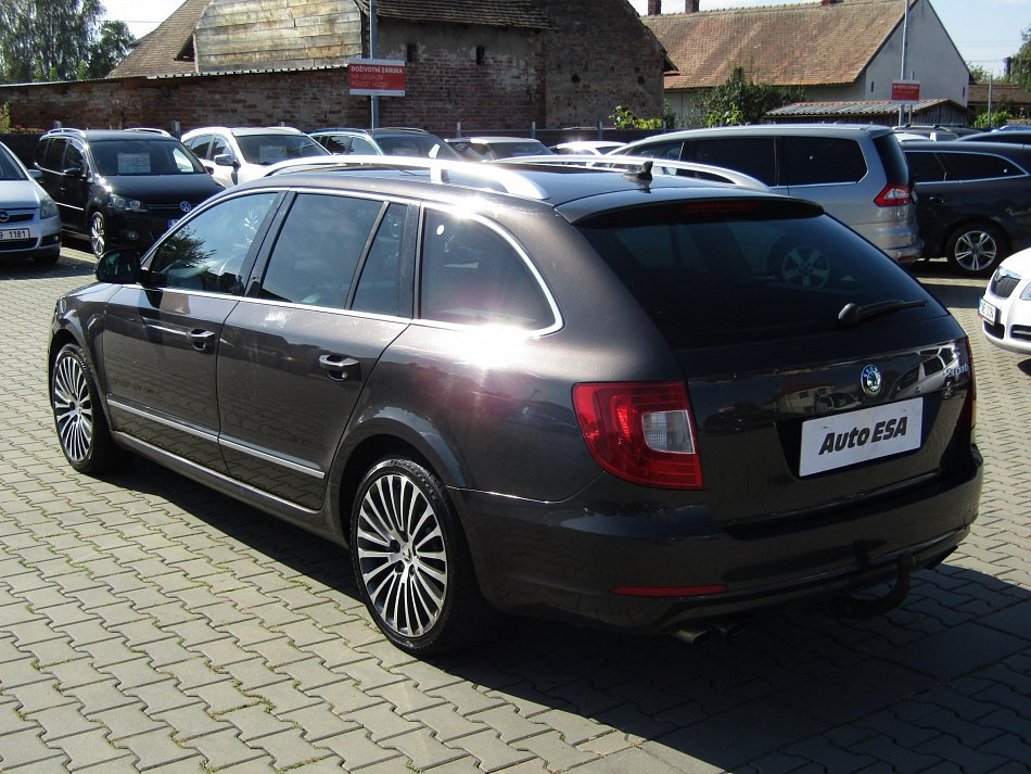 Škoda Superb II 3.6 V6 Elegance 4X4