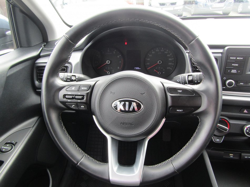 Kia Rio 1.2i 