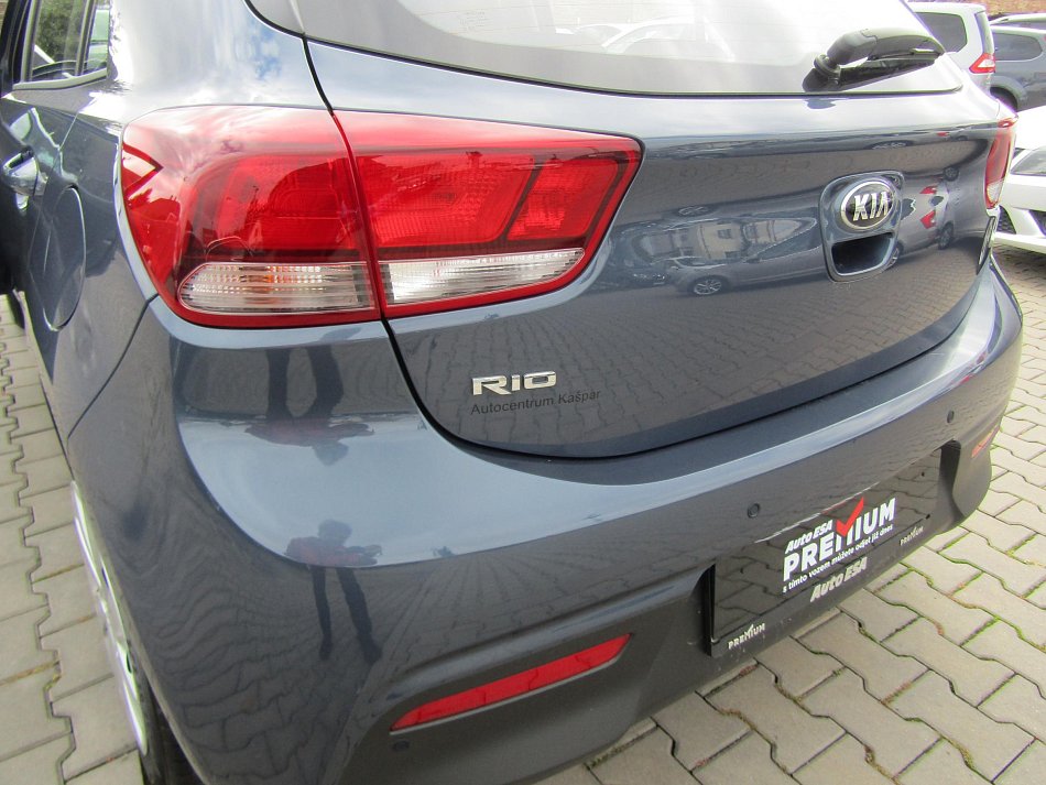 Kia Rio 1.2i 