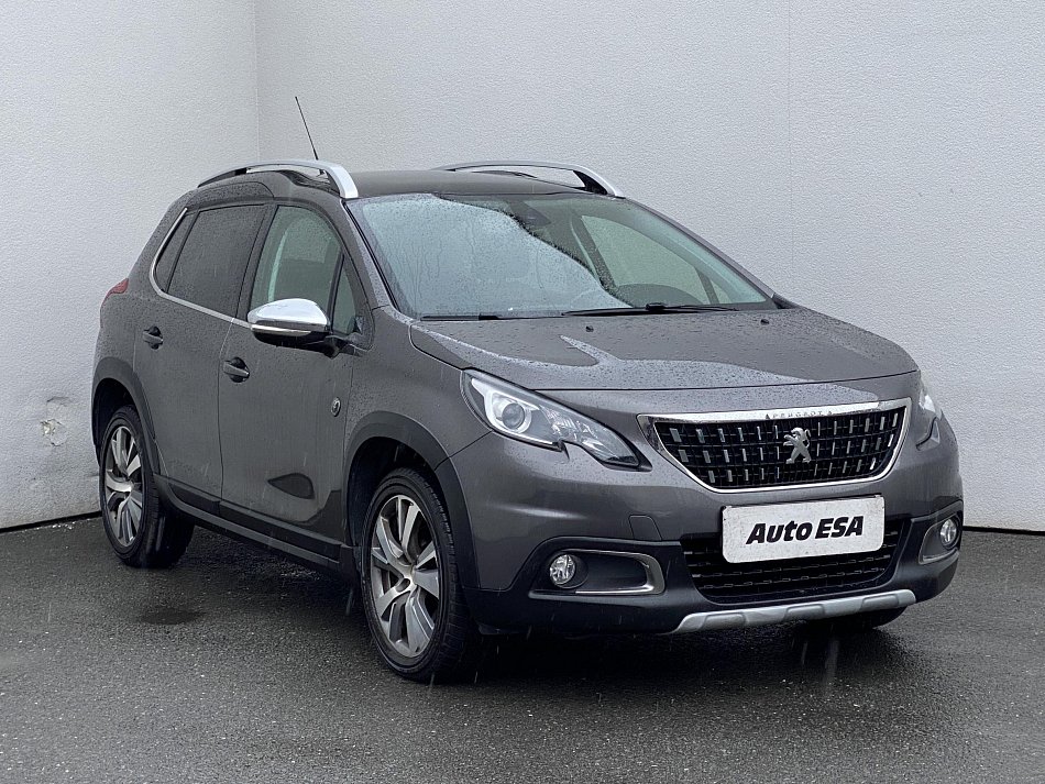 Peugeot 2008 1.2PT Crossway