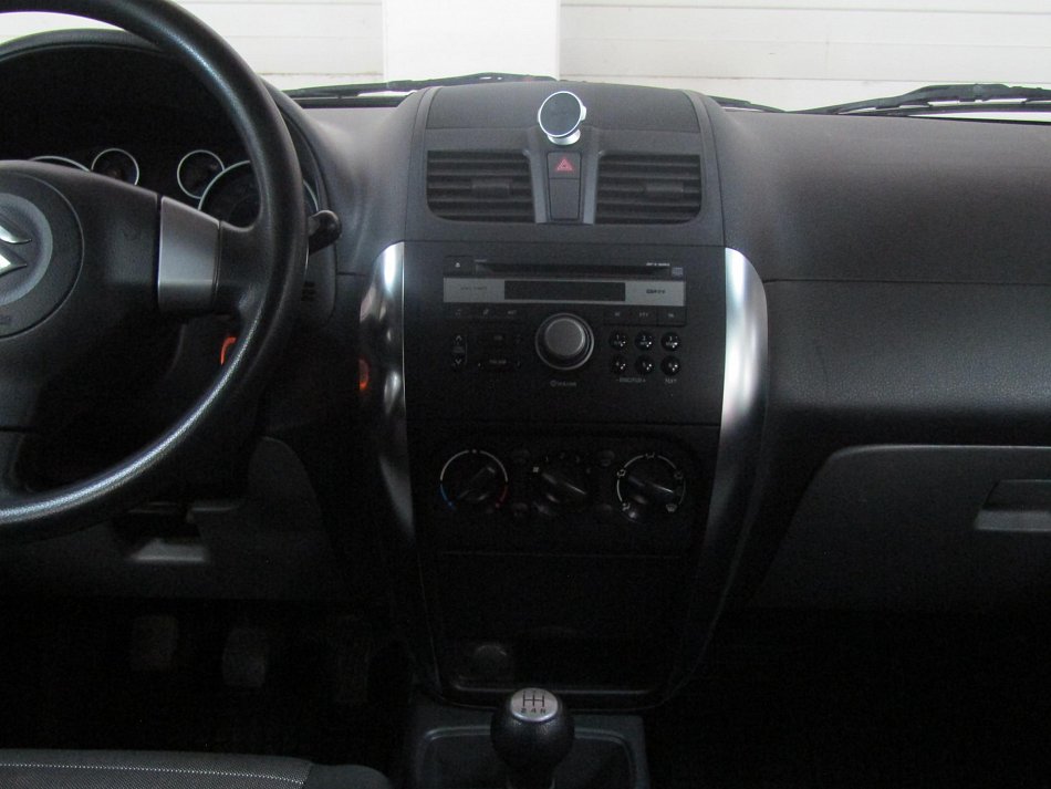 Suzuki SX4 1.6VVT 