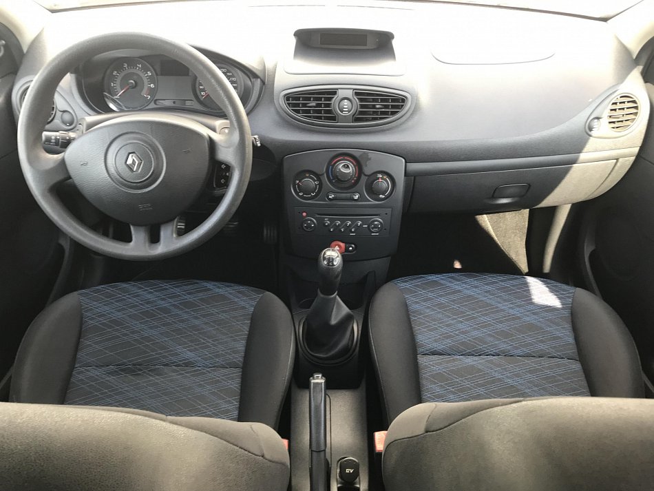 Renault Clio 1.2i 