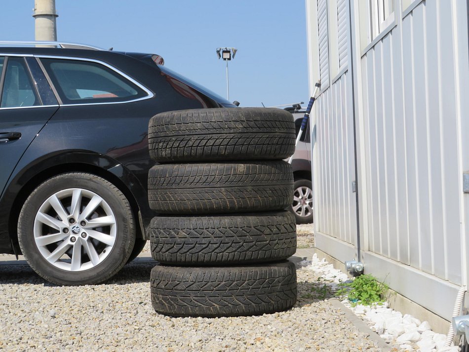 Peugeot 3008 1.6HDi 