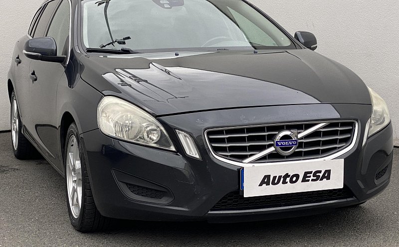 Volvo V60 2.0D 