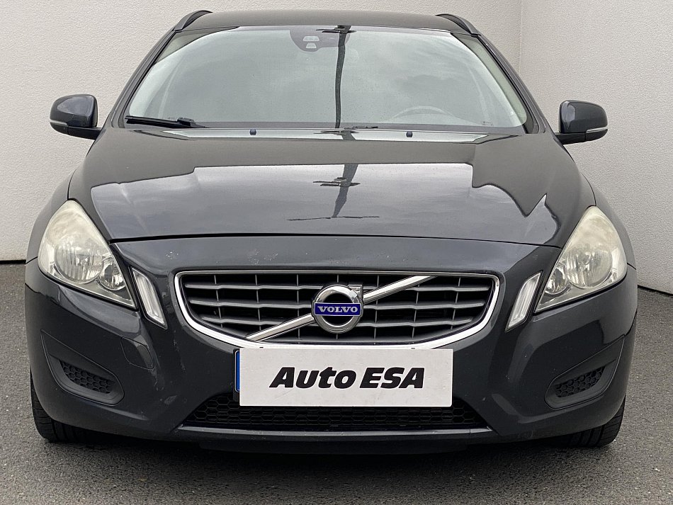 Volvo V60 2.0D 