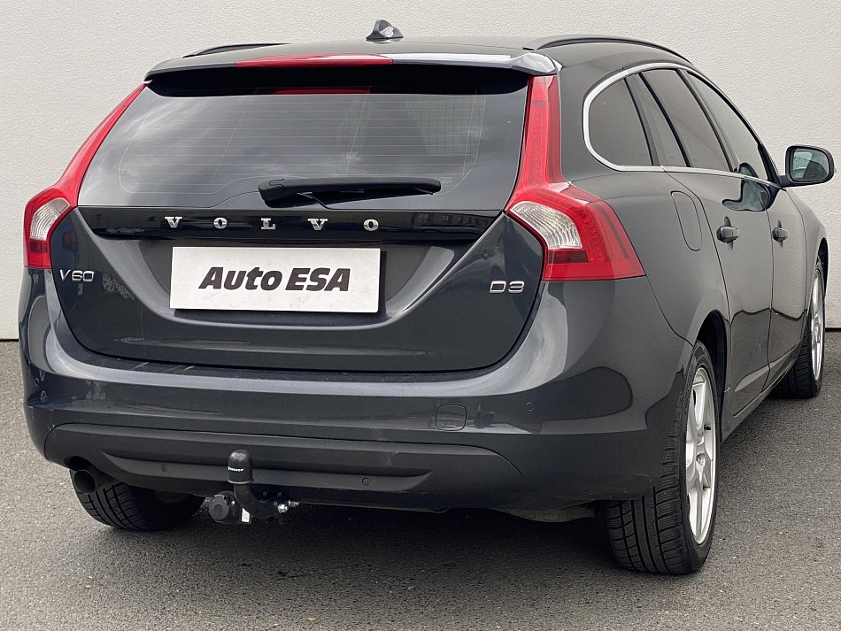 Volvo V60 2.0D 