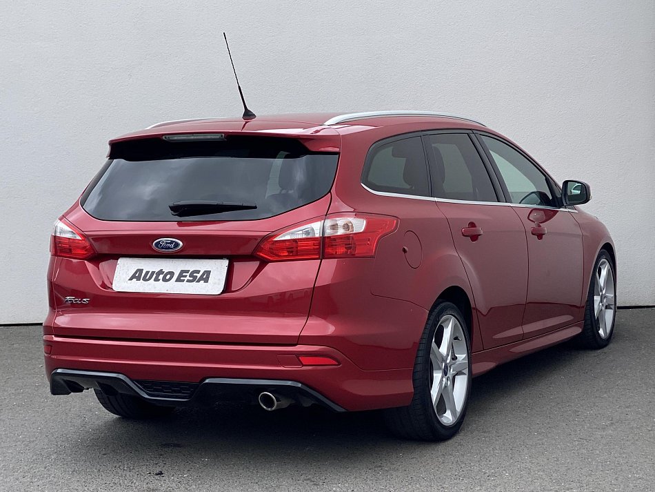 Ford Focus 2.0 TDCi Titanium ST paket