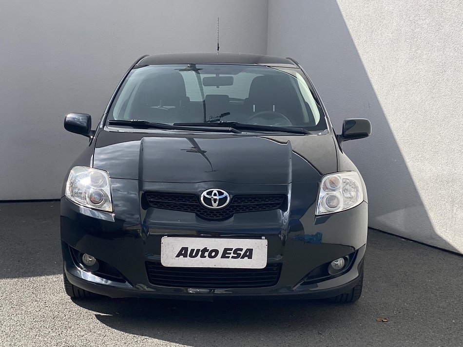 Toyota Auris 1.4VVT-i 