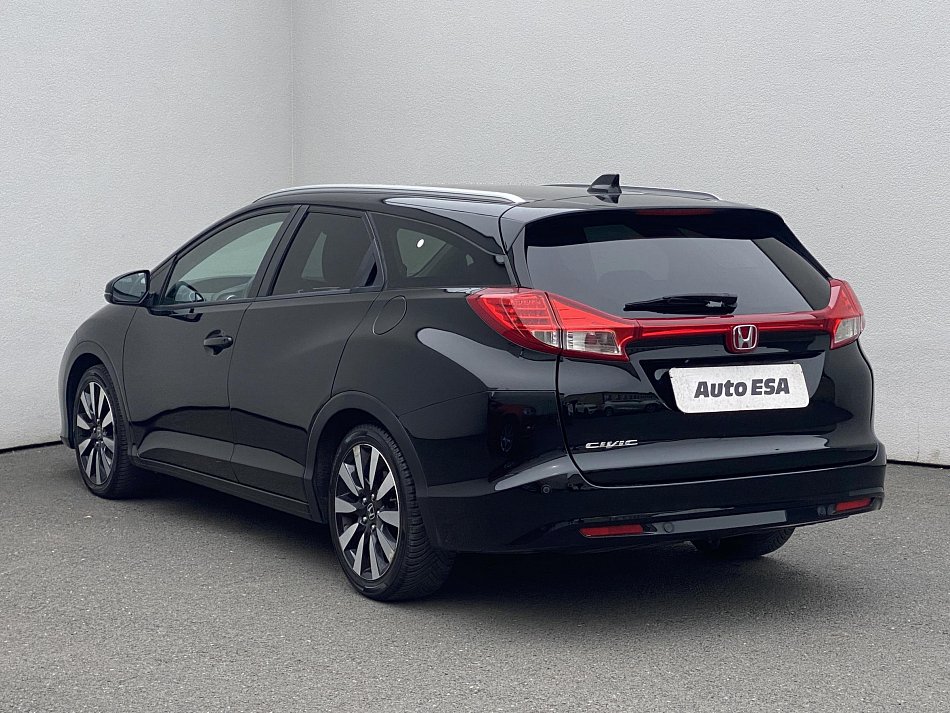 Honda Civic 1.6 i-DTEC LifeStyle Tourer