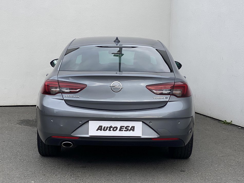 Opel Insignia 2.0CDTi 