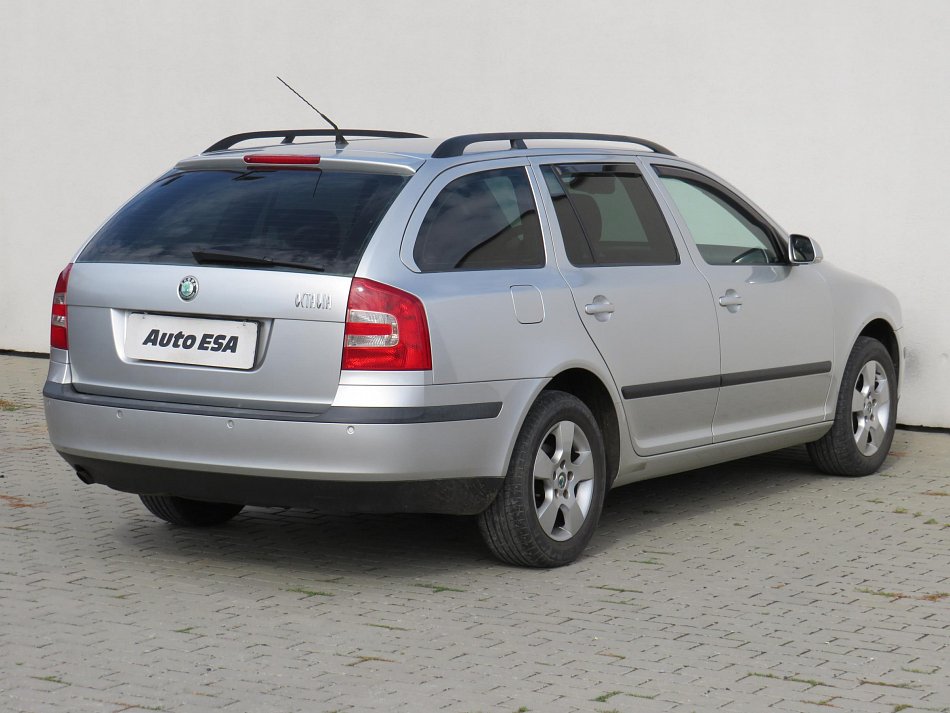 Škoda Octavia 1.6i Elegance