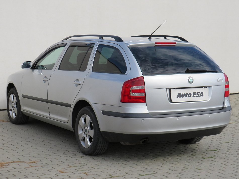 Škoda Octavia 1.6i Elegance