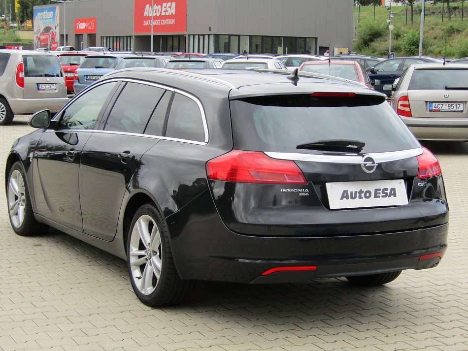 Opel Insignia 2.0CDTi 