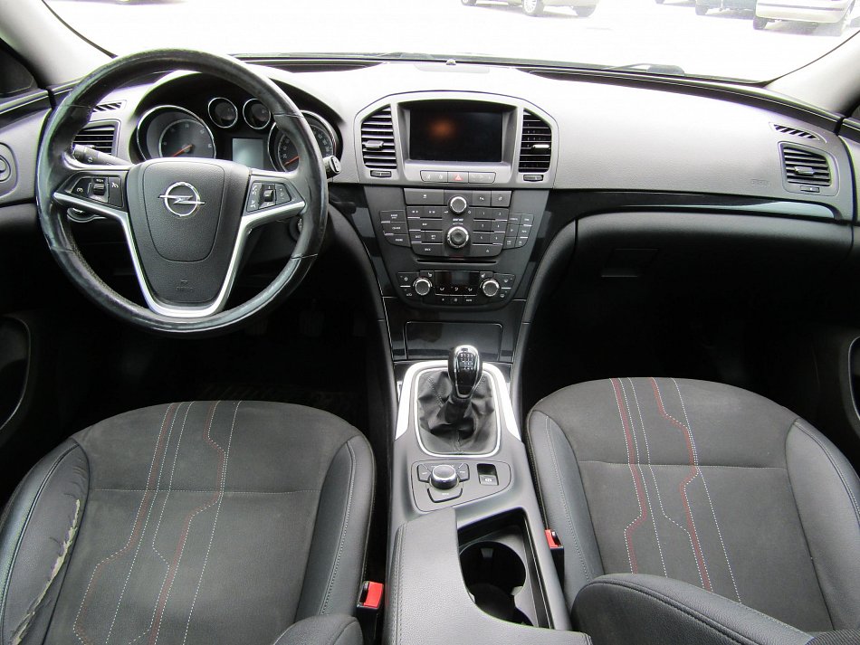 Opel Insignia 2.0CDTi 