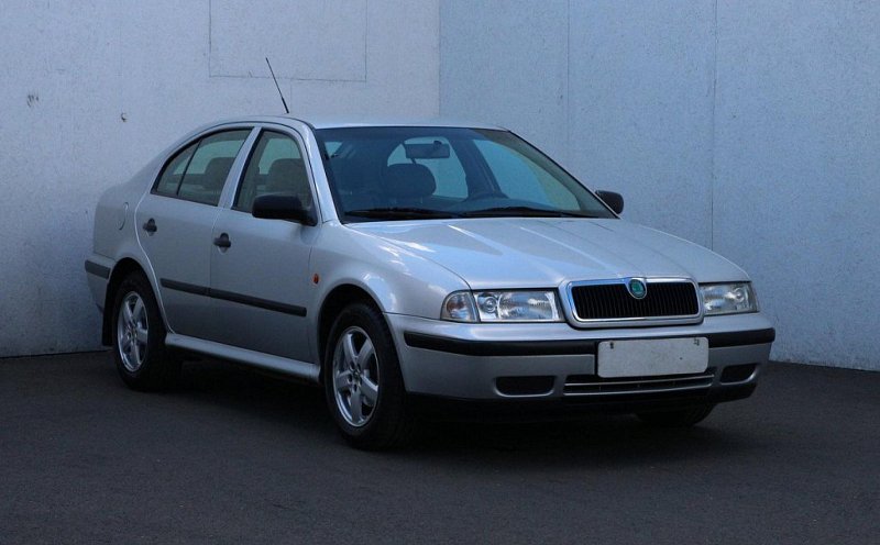 Škoda Octavia 1.6i 