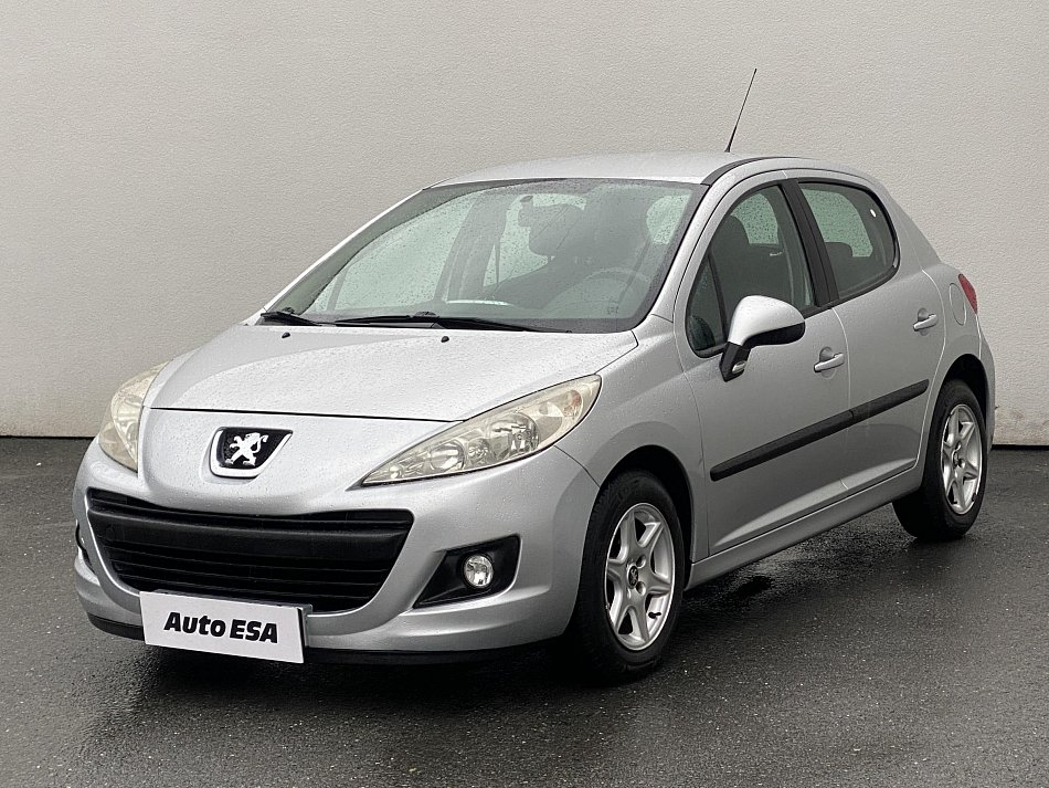 Peugeot 207 1.4 i 