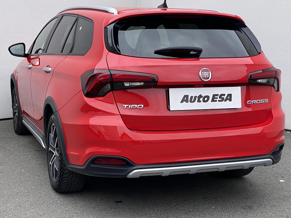 Fiat Tipo 1.0T Cross