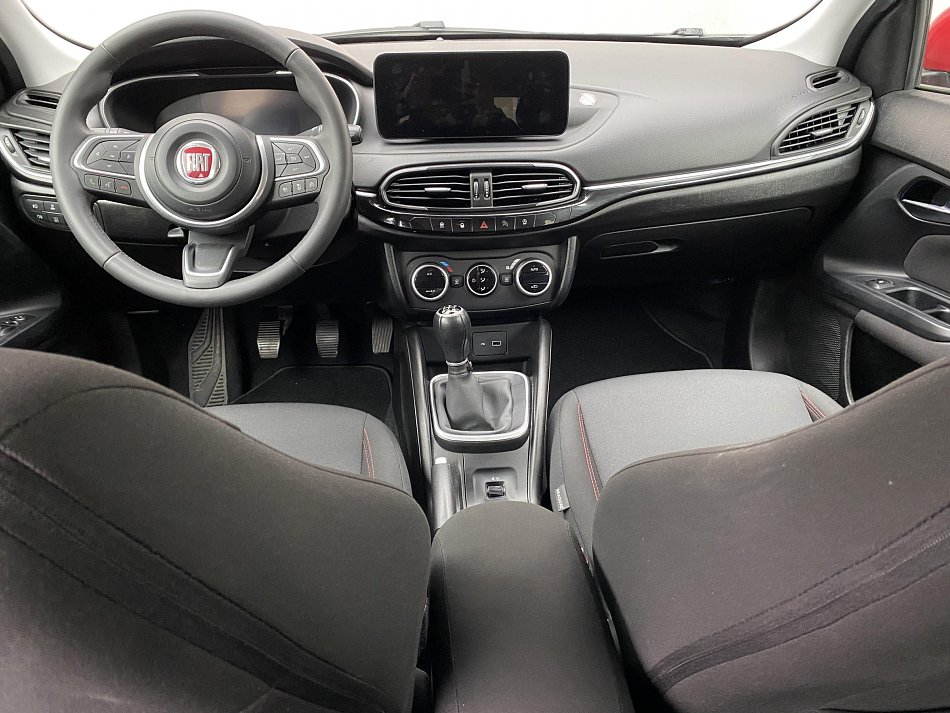 Fiat Tipo 1.0T Cross