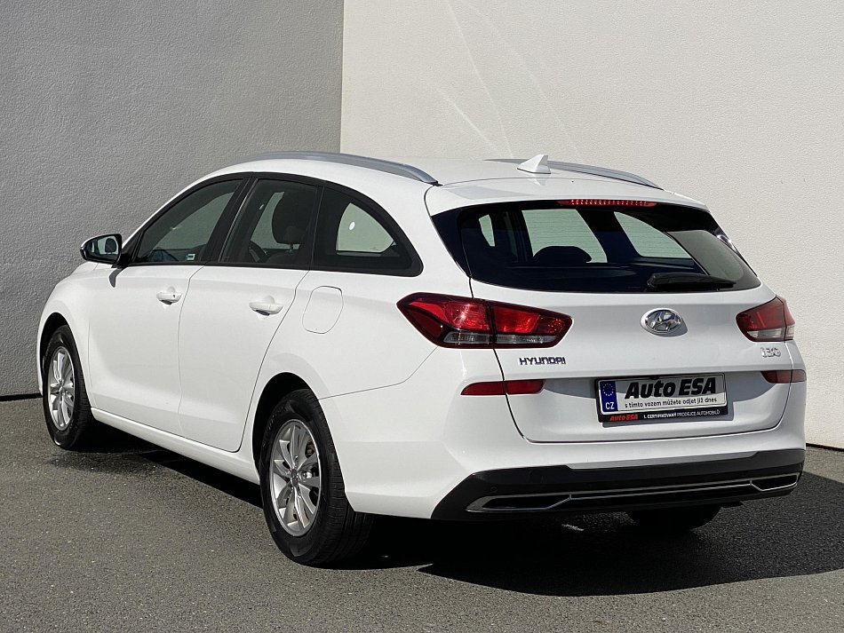 Hyundai I30 1.6 CRDi Trikolor