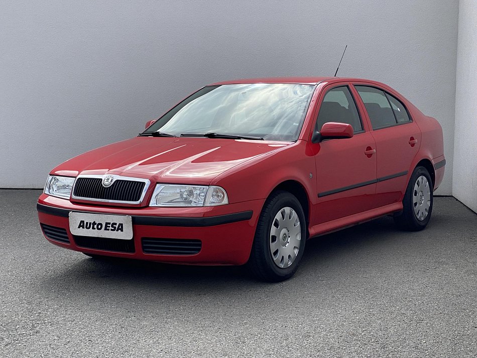 Škoda Octavia 1.6 i Tour