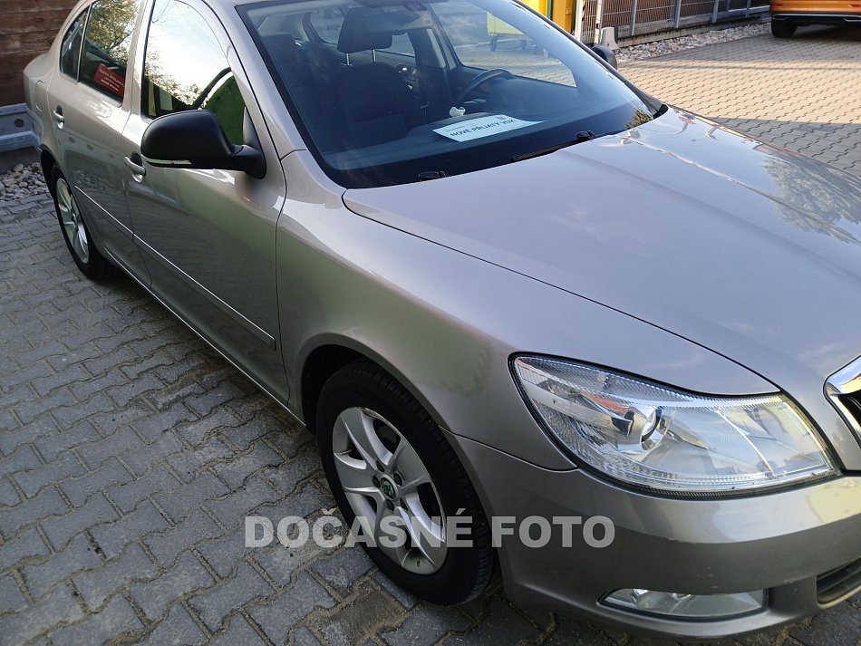 Škoda Octavia II 1.6 TDi Elegance