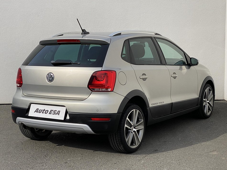 Volkswagen Polo 1.2 TSi CROSS