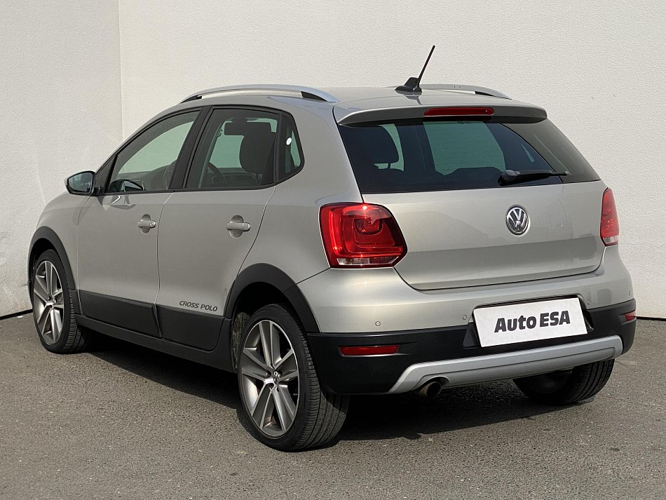 Volkswagen Polo 1.2 TSi CROSS