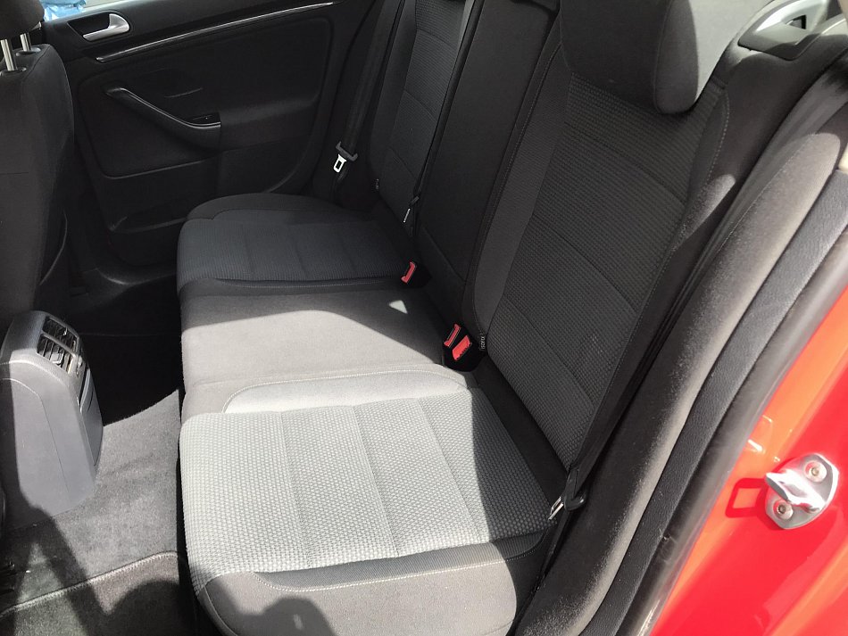 Volkswagen Golf 1.6TDI 