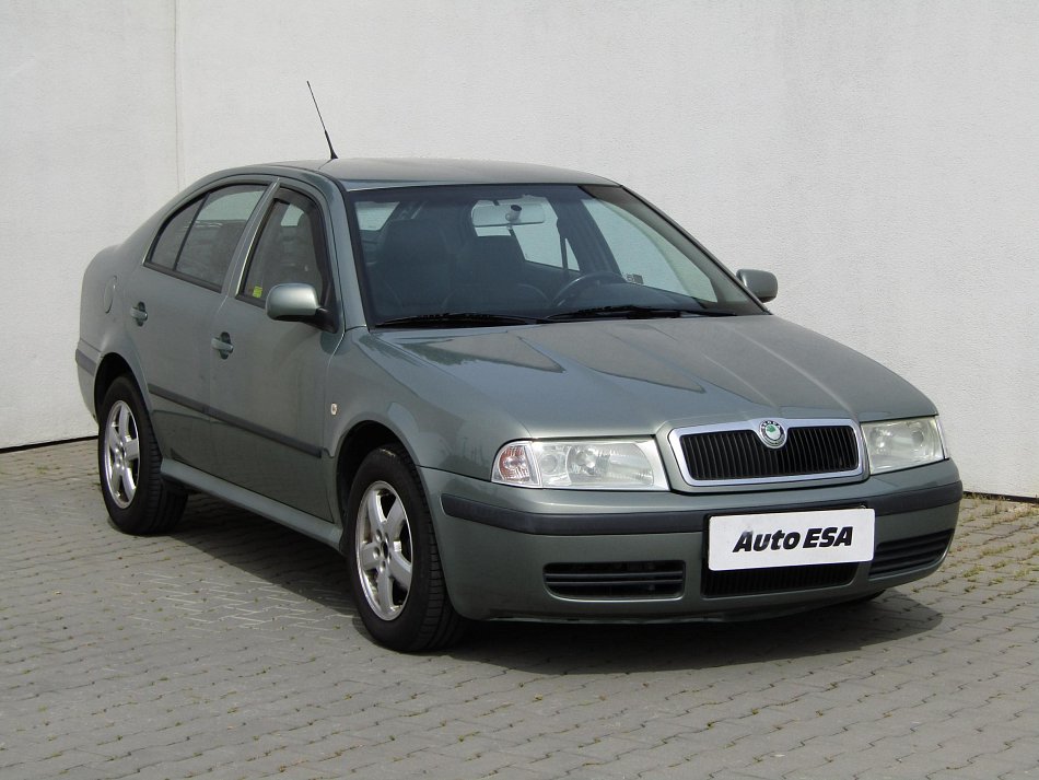 Škoda Octavia 1.6 i Elegance