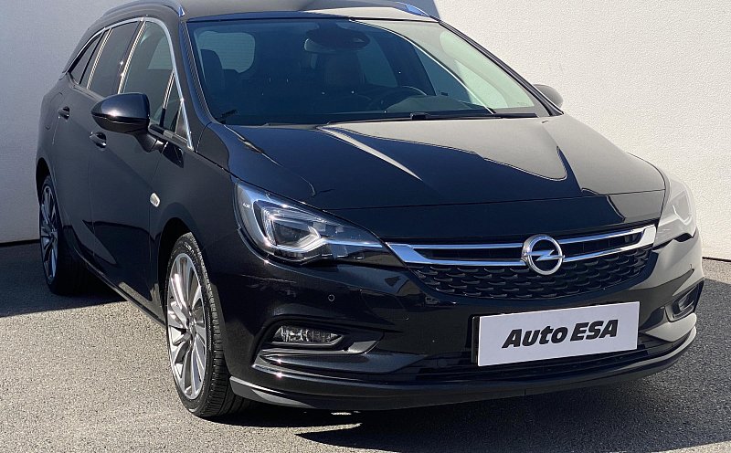 Opel Astra 1.6 CDTi Dynamic