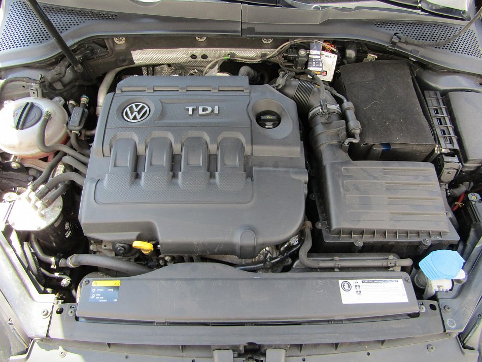 Volkswagen Golf 2.0 TDi Highline