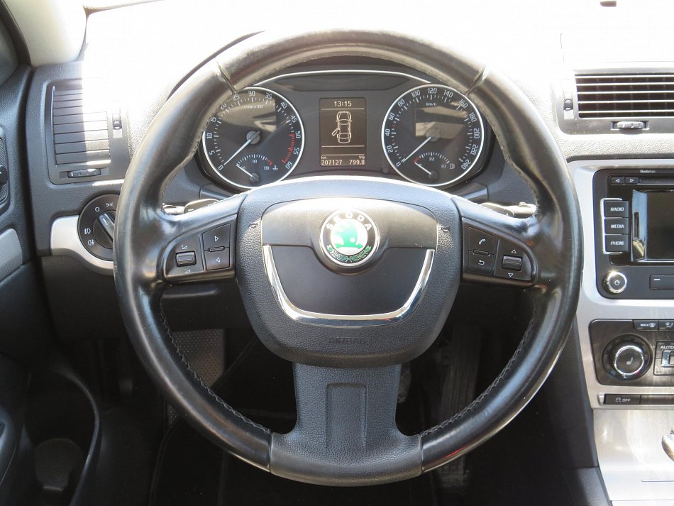 Škoda Octavia II 1.6 TDi Elegance