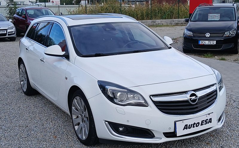 Opel Insignia 2.0 CDTi 