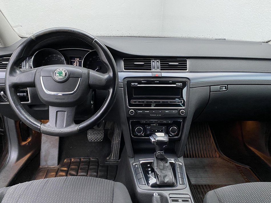 Škoda Superb II 2.0 TDi Active