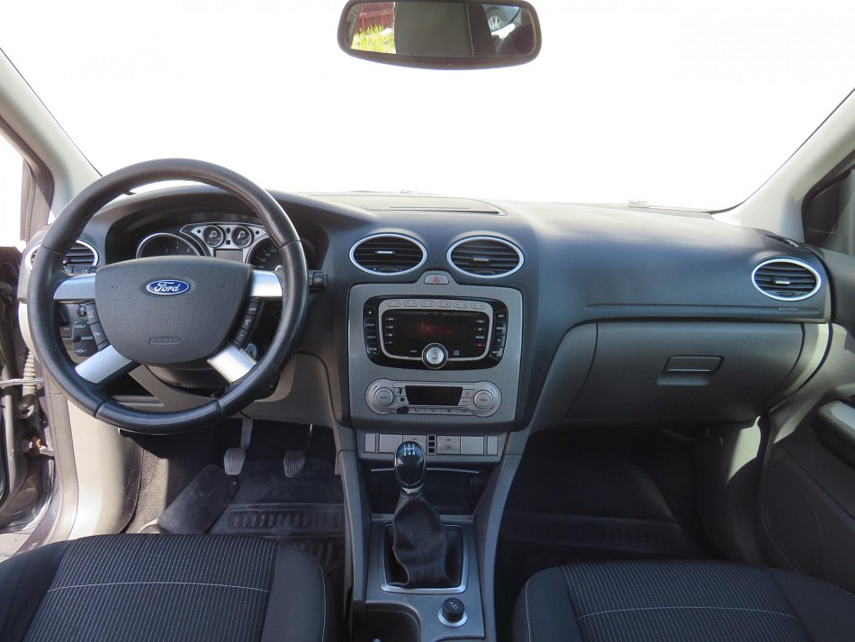 Ford Focus 1.8i 