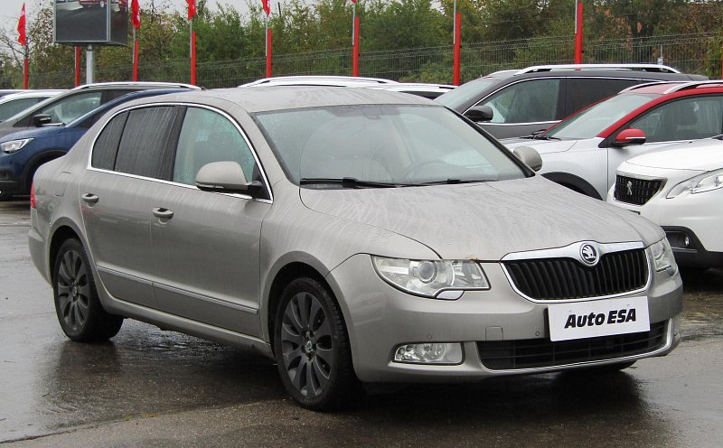 Škoda Superb II 2.0 TDi Elegance