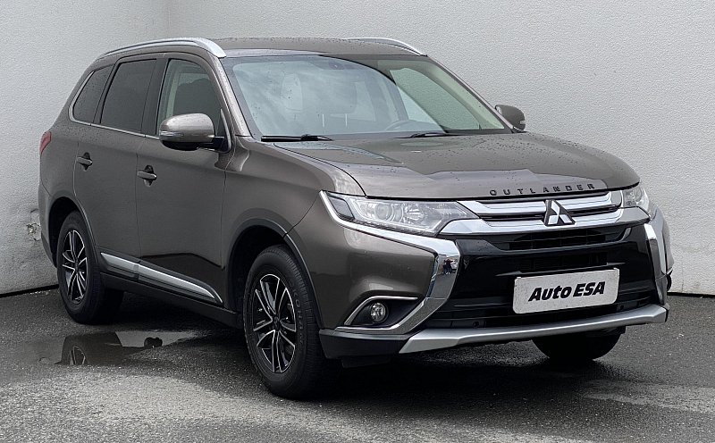 Mitsubishi Outlander 2.0 MiVEC  2WD