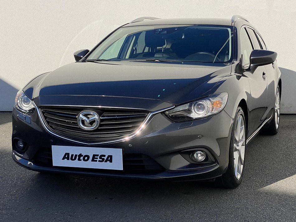 Mazda 6 2.0 i Revolution