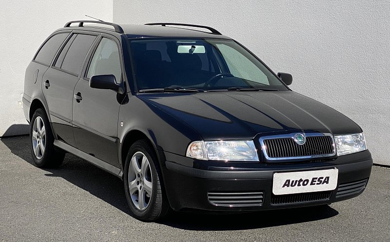 Škoda Octavia 1.6 i Tour