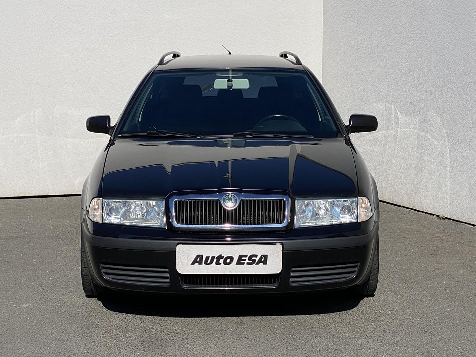 Škoda Octavia 1.6 i Tour