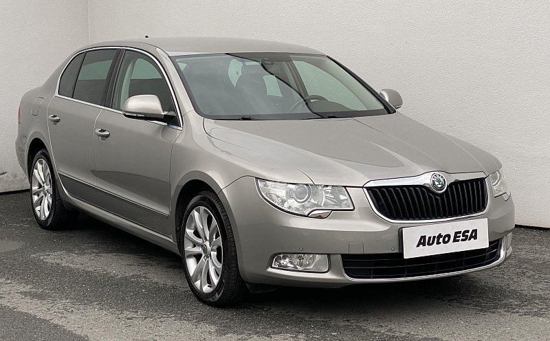 Škoda Superb II 2.0 TDi Elegance