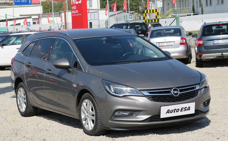 Opel Astra 1.6 CDTI 