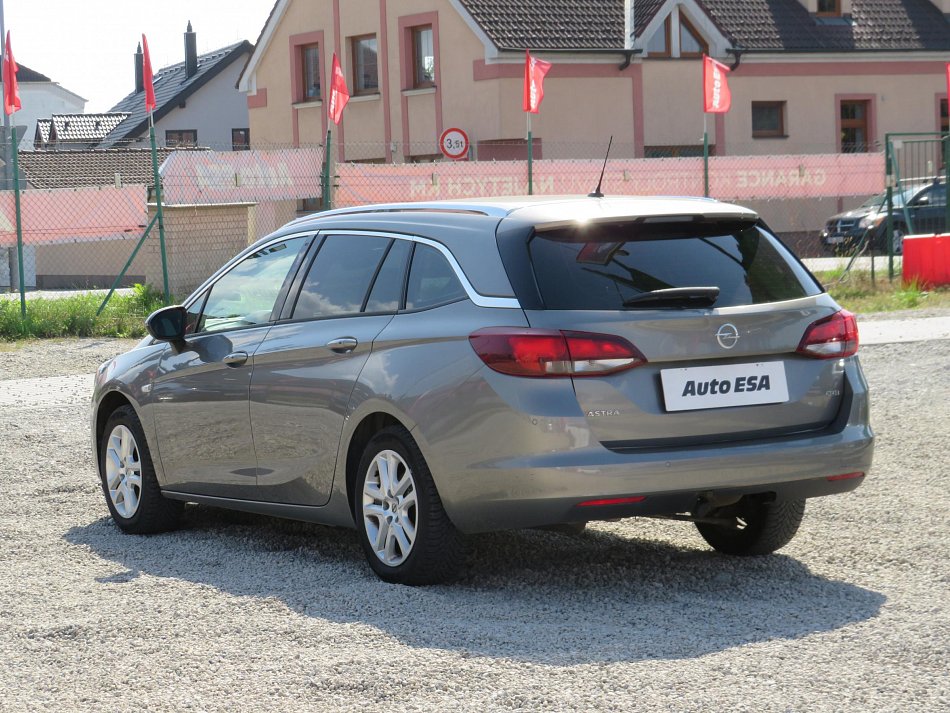 Opel Astra 1.6 CDTI 