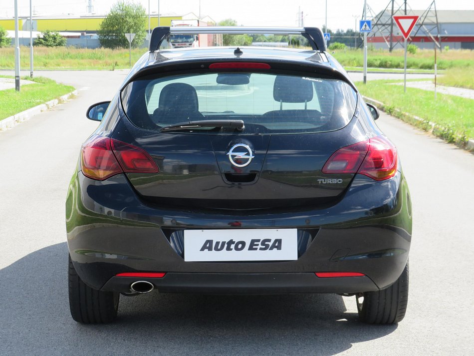 Opel Astra 1.6 T 