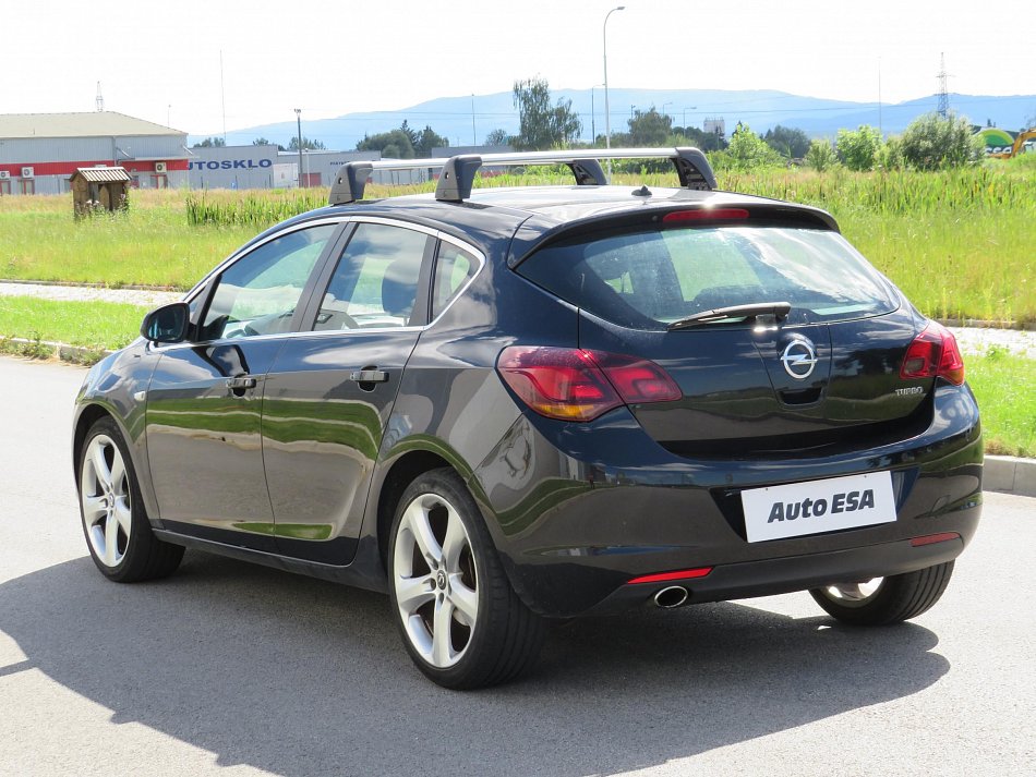 Opel Astra 1.6 T 