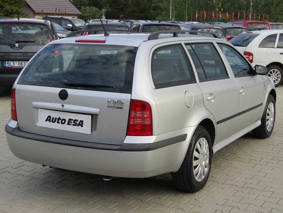 Škoda Octavia 2.0i Ambiente