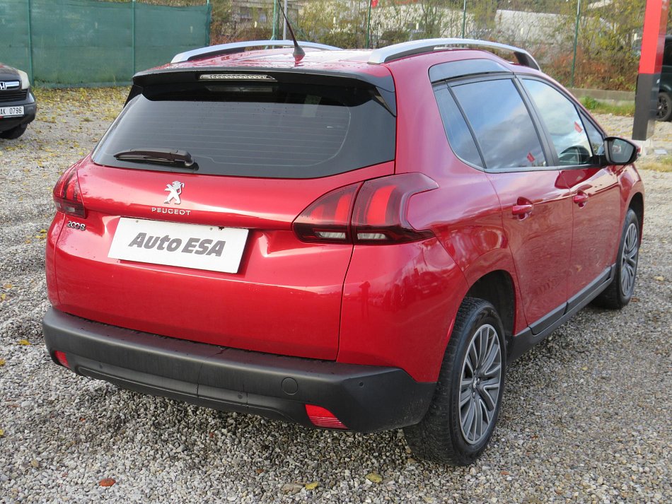 Peugeot 2008 1.2 VTi 