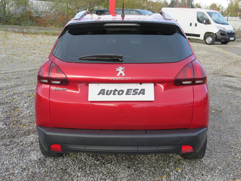 Peugeot 2008 1.2 VTi 