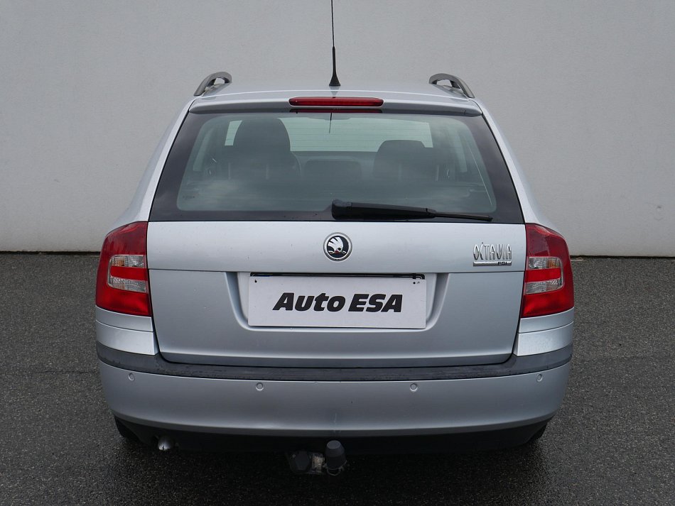 Škoda Octavia II 1.6 FSI 