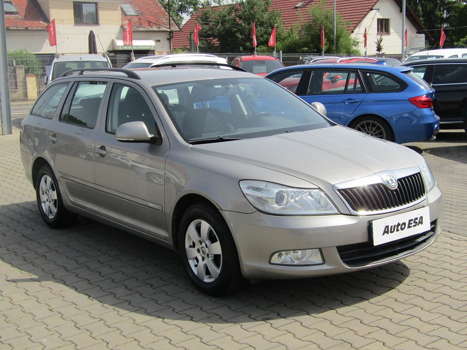 Škoda Octavia II 1.6 TDi Elegance